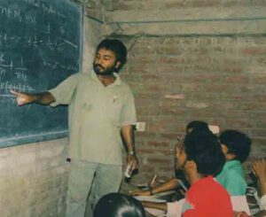 anand kumar mathmatics teacher super 30-min